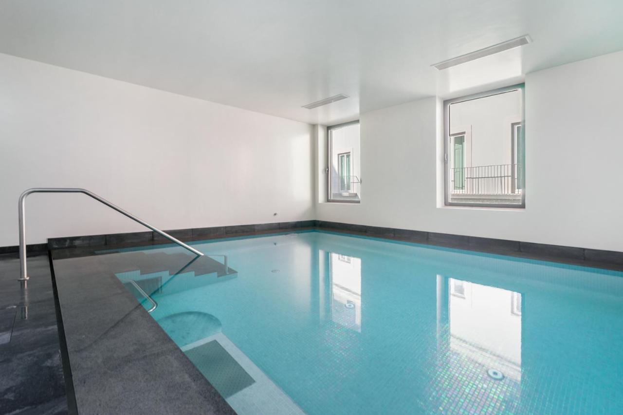 Whome | Av. Da Liberdade Deluxe Apartment W/ S-Pool, Gym & Parking 리스본 외부 사진