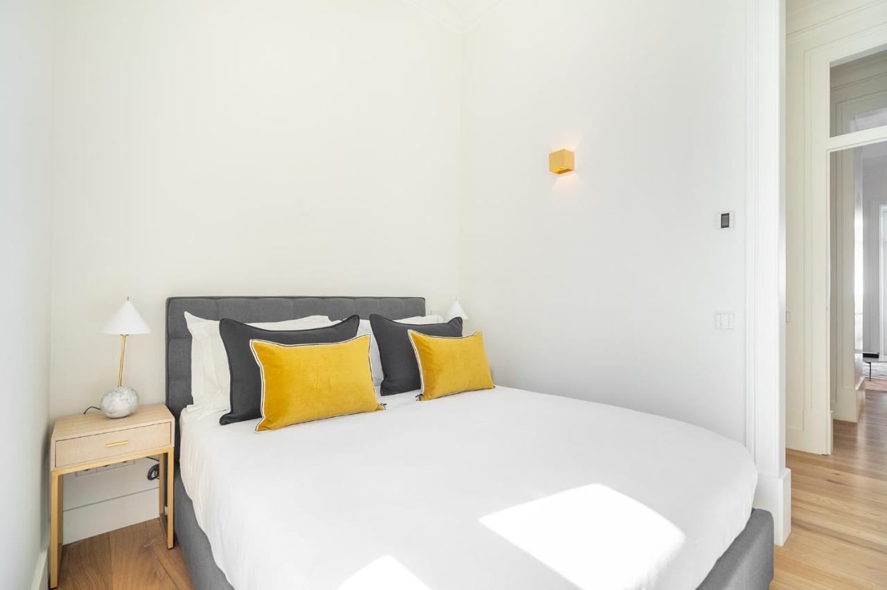 Whome | Av. Da Liberdade Deluxe Apartment W/ S-Pool, Gym & Parking 리스본 외부 사진